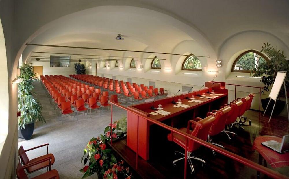 Albergo Dell'Agenzia Bra Facilidades foto